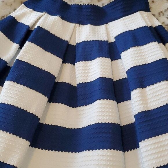 Active Women's Skirt - Picture 3 of 8